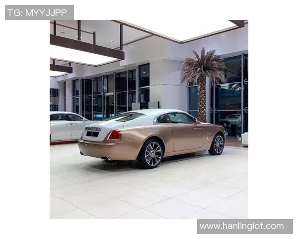 足球明星额头高发型的时尚魅力与搭配技巧解析 足球明星额头高发型的时尚魅力与搭配技巧解析